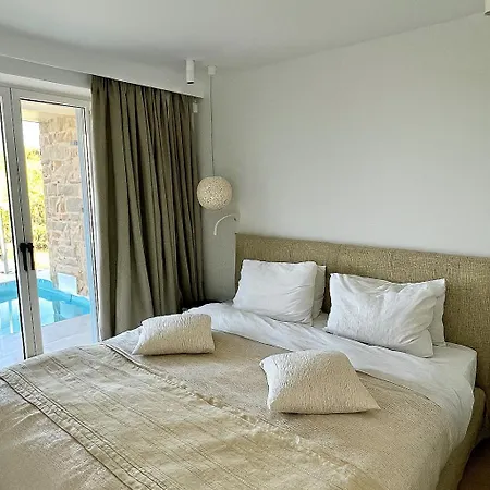 Sea View Luxury In Villa