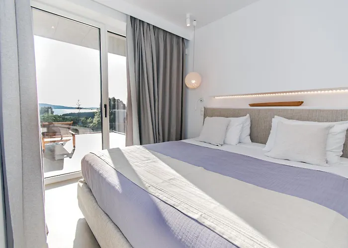 Vistawave Sea View Villa *