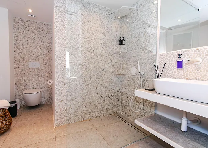 Villa Vistawave Sea View *