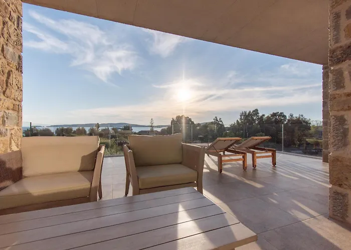 Vistawave Sea View Villa Jálova