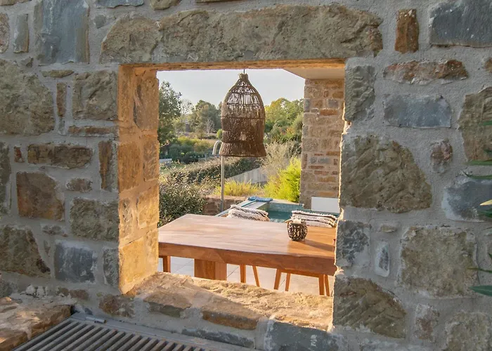 Vistawave Sea View Villa